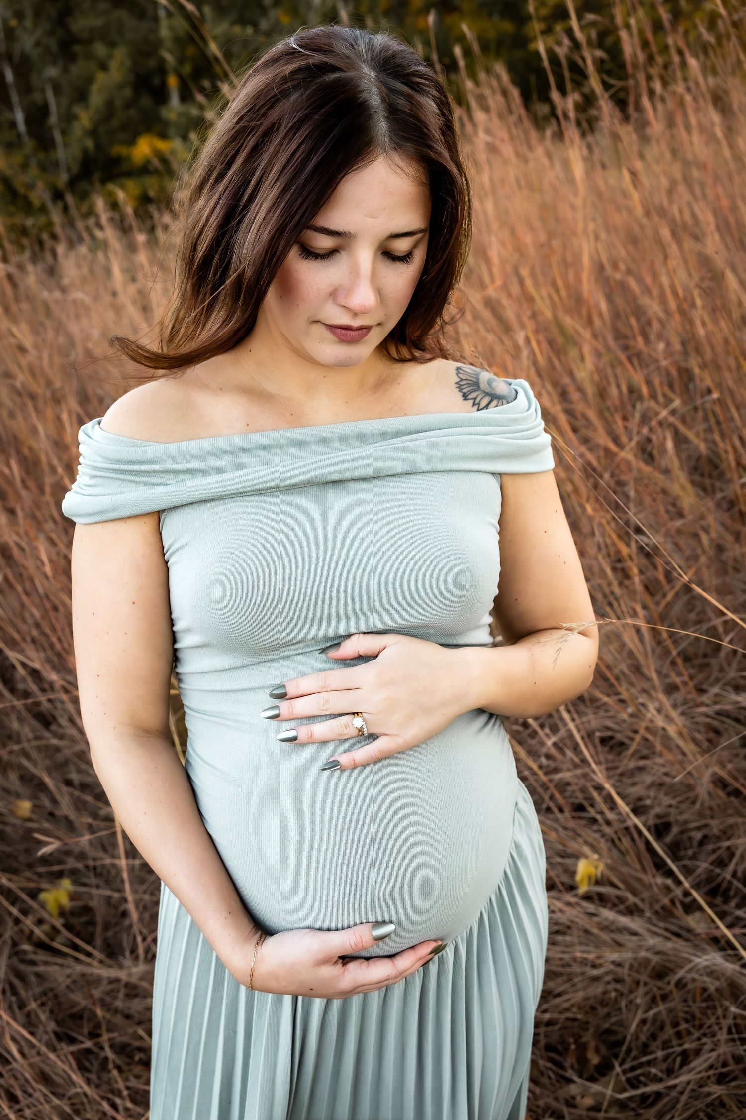 Outdoor Fall maternity photo
