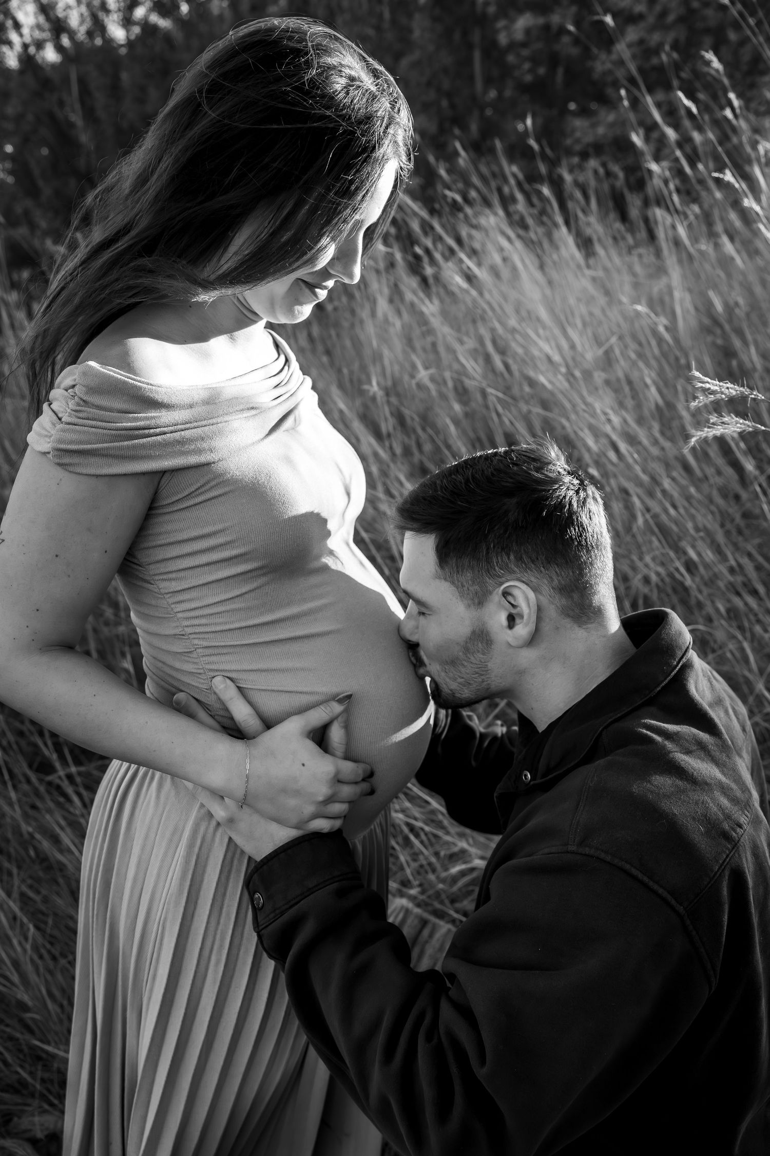 Outdoor Fall maternity photo