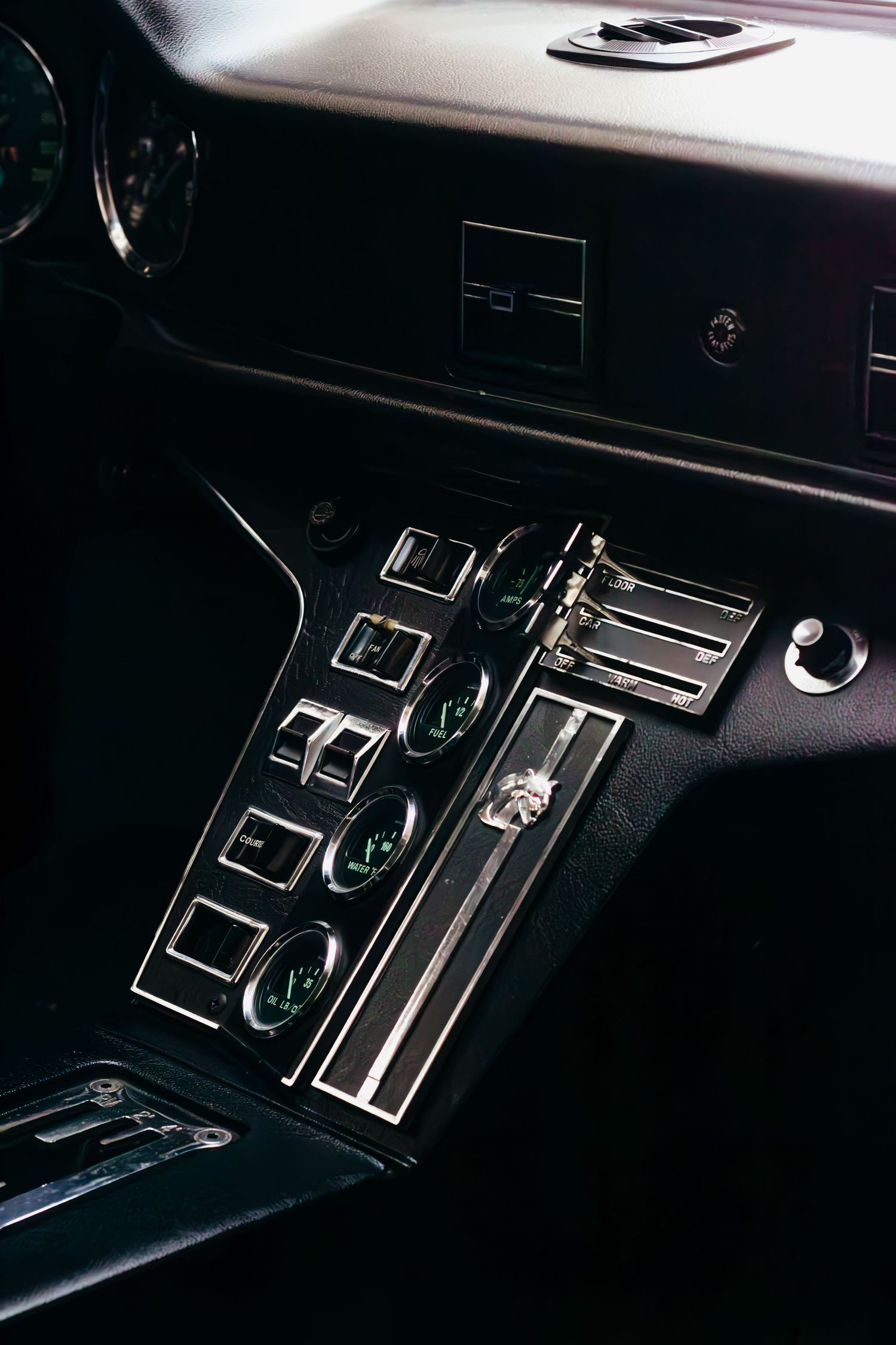 Classic Car Dash