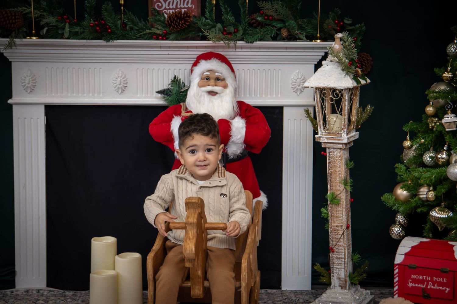 Christmas mini photo session at the GGC Photography studio in Cranbrook, Kent