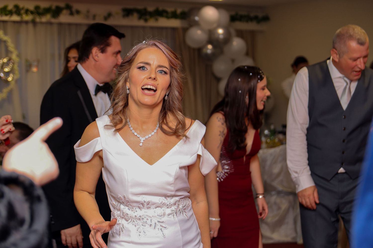 Romanian wedding at Crama Romaneasca, photographed by GGC Photography