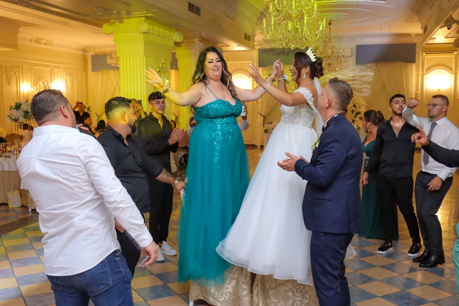 Brandusa and Lukas’s wedding, photographed by GGC Photography