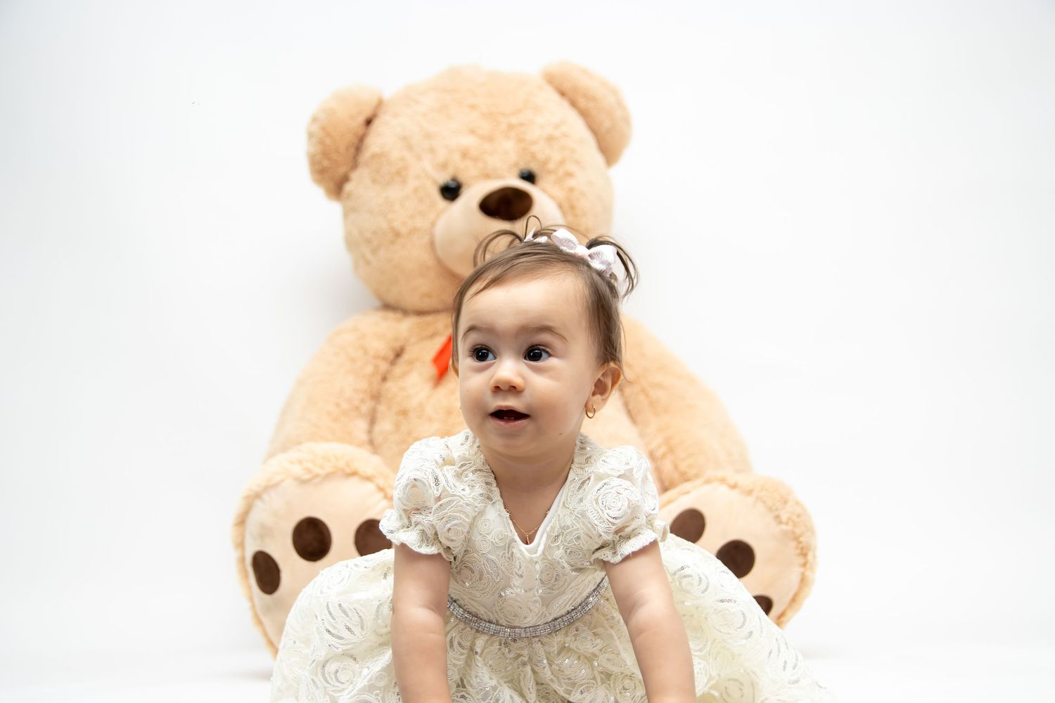 Amalia’s 1st birthday studio photo session in Cranbrook, Kent