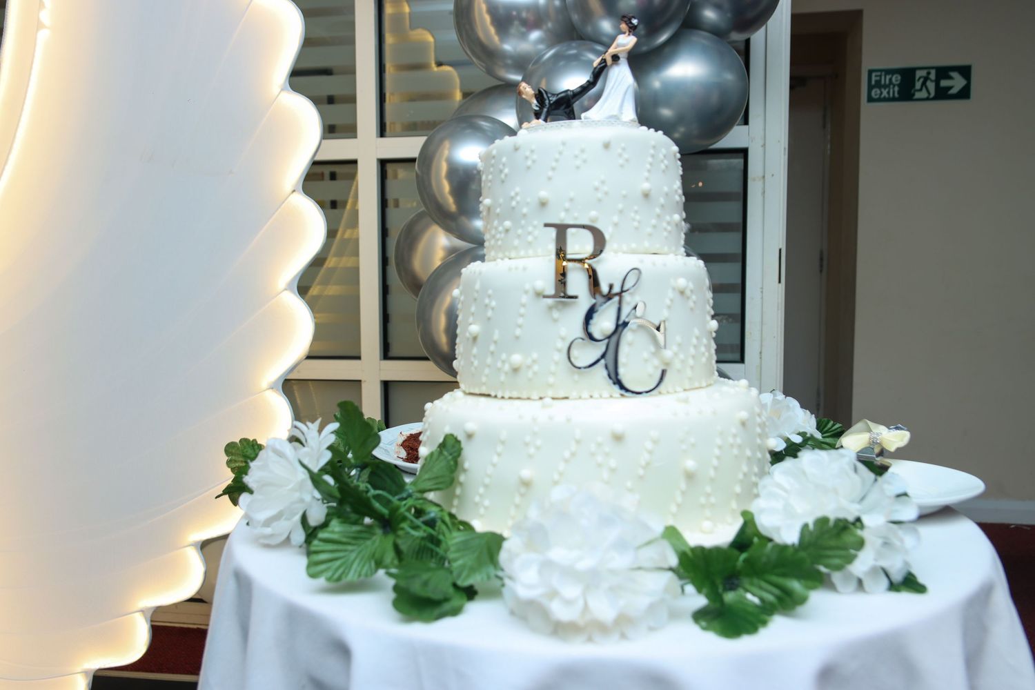 Ramona and Constantin’s wedding, photographed by GGC Photography