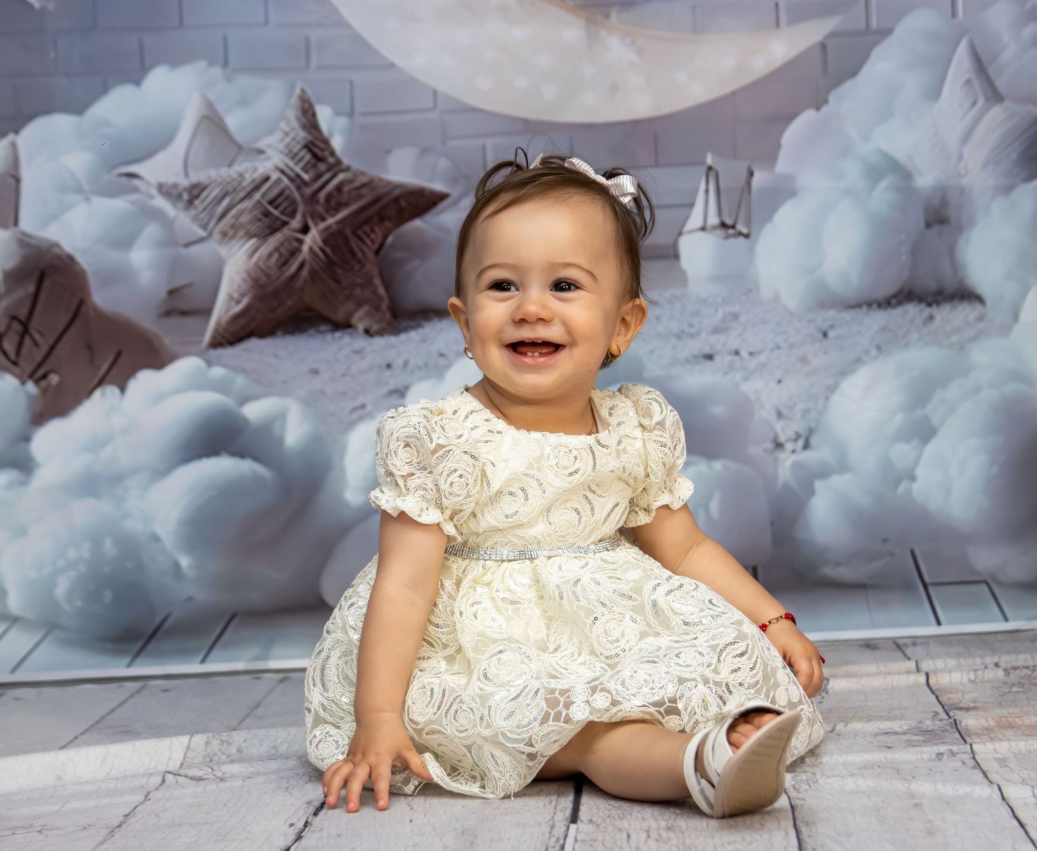 Amalia’s 1st birthday studio photo session in Cranbrook, Kent