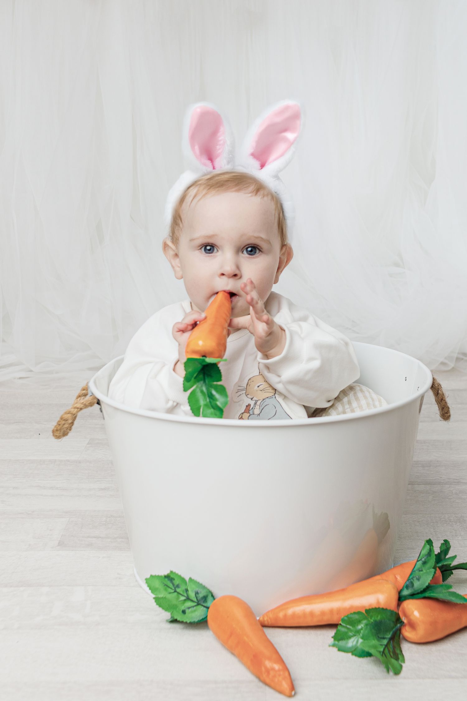 Newborn, baby, cake smash, children and family photographer in Ayr, Ayrshire – Amy Gray Photography.