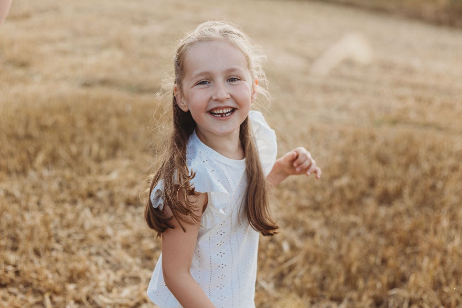 Newborn, baby, cake smash, children and family photographer in Ayr, Ayrshire – Amy Gray Photography.