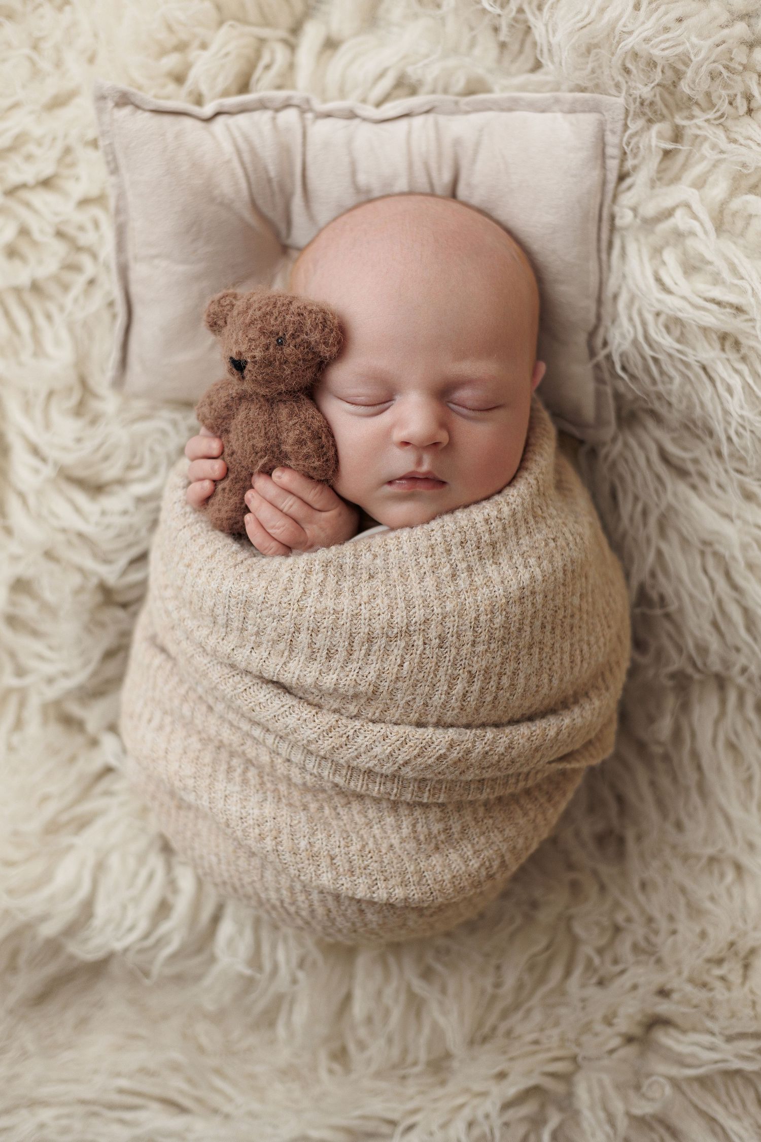 Newborn, baby, cake smash, children and family photographer in Ayr, Ayrshire – Amy Gray Photography.