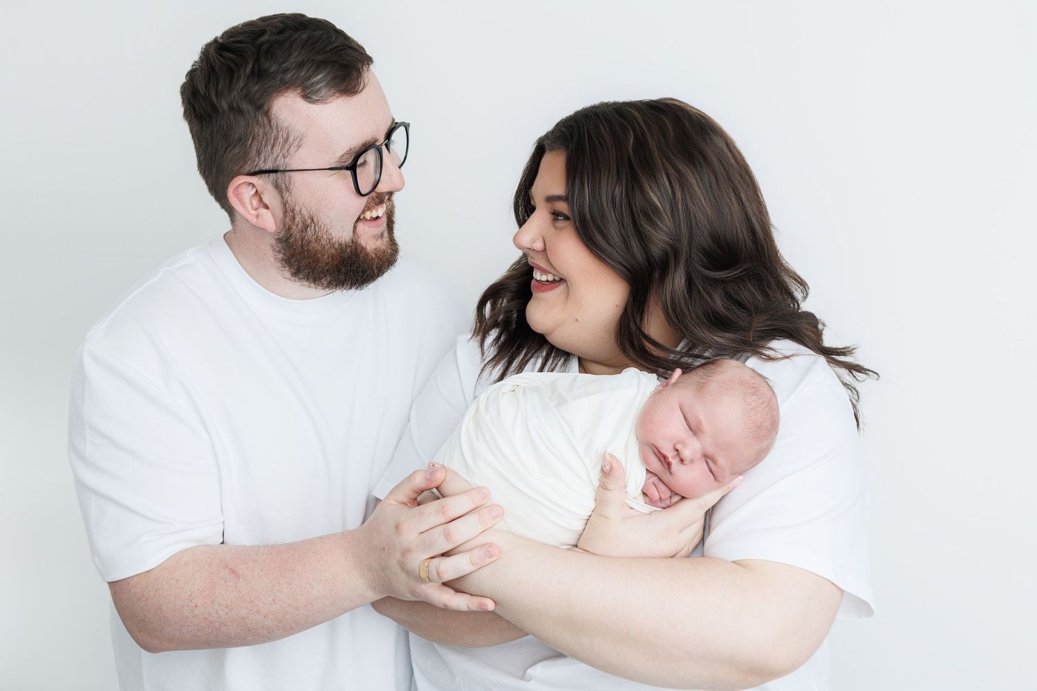 Newborn, baby, cake smash, children and family photographer in Ayr, Ayrshire – Amy Gray Photography.