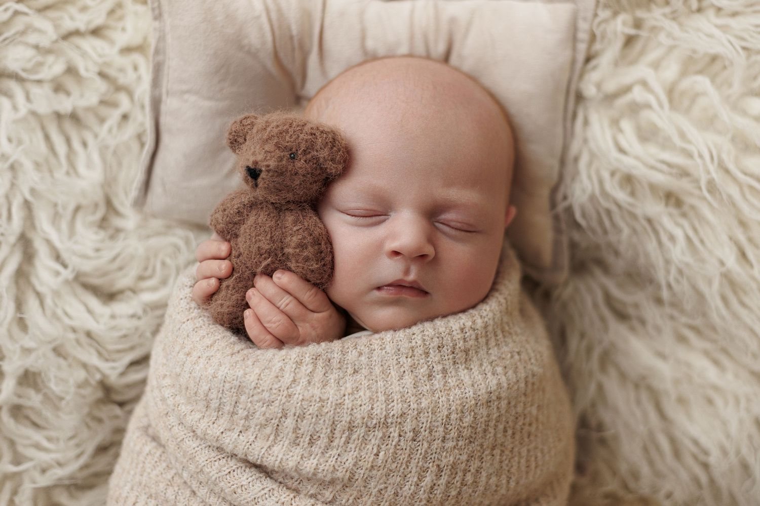 Newborn, baby, cake smash, children and family photographer in Ayr, Ayrshire – Amy Gray Photography.