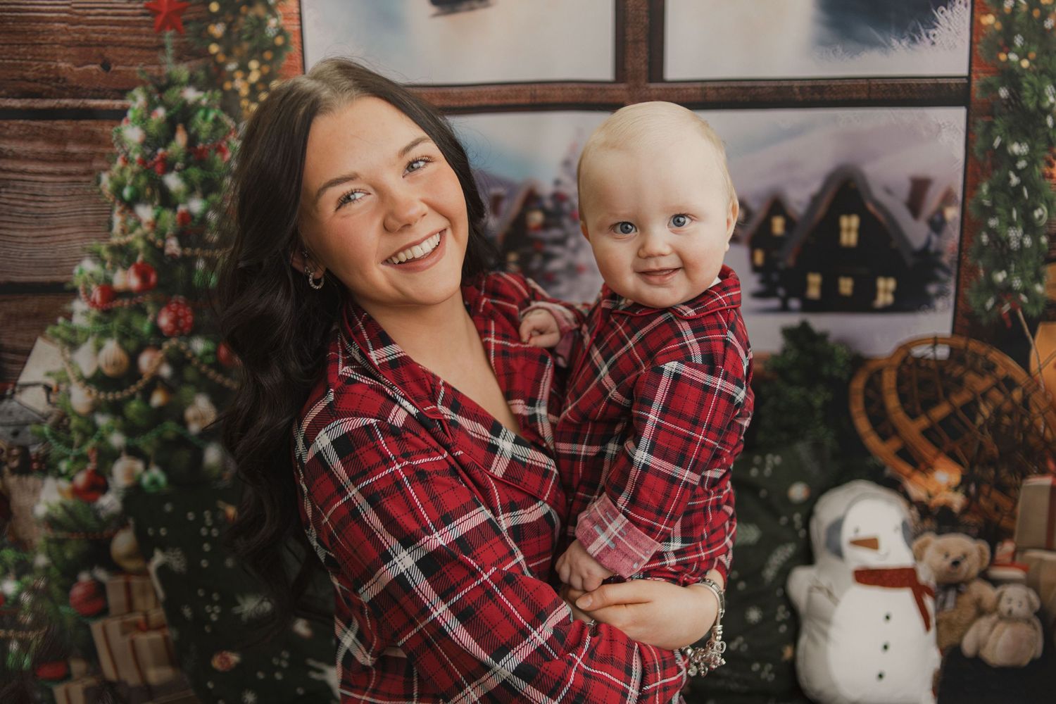 Newborn, baby, cake smash, children and family photographer in Ayr, Ayrshire – Amy Gray Photography.