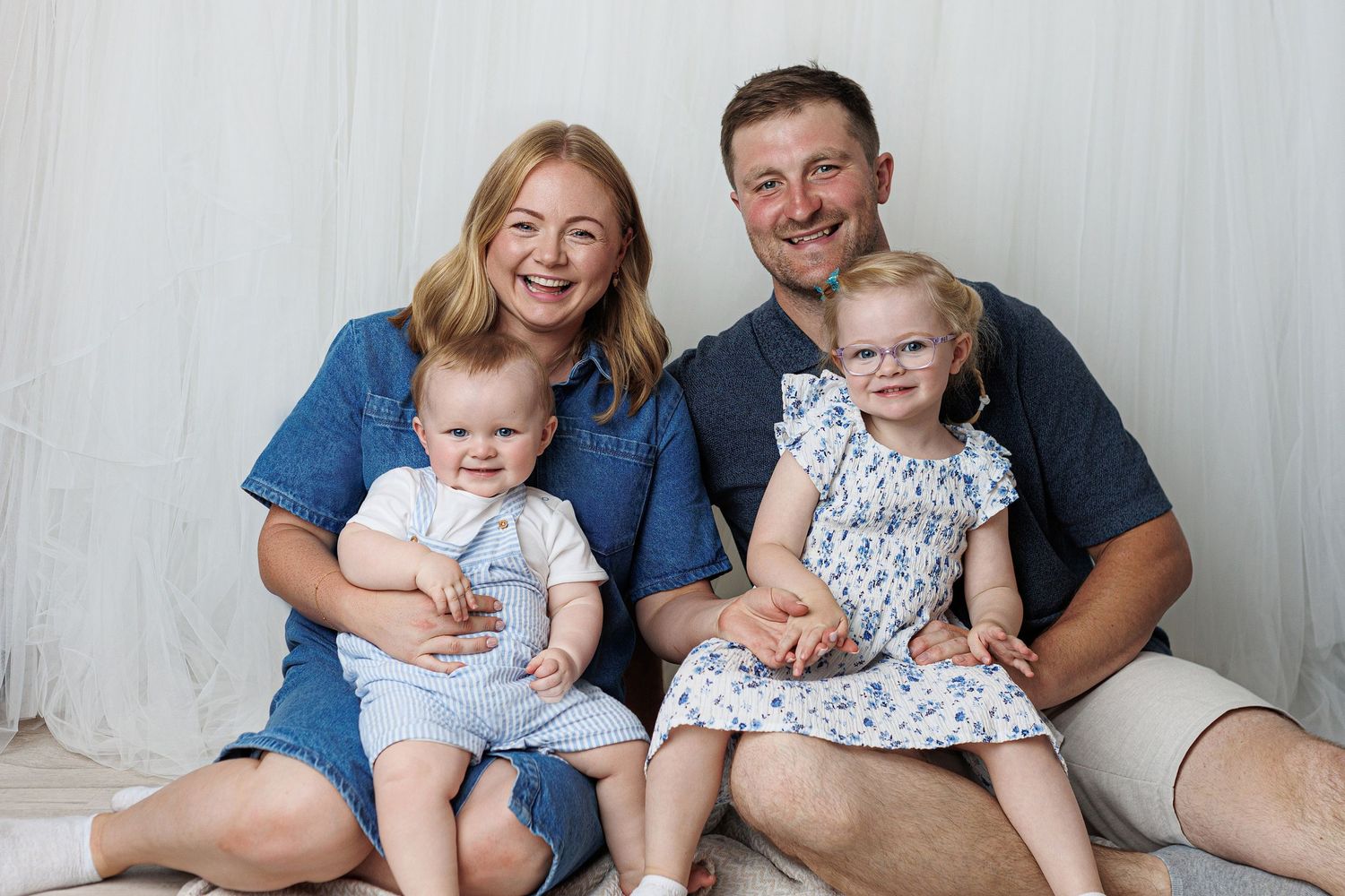 Newborn, baby, cake smash, children and family photographer in Ayr, Ayrshire – Amy Gray Photography.