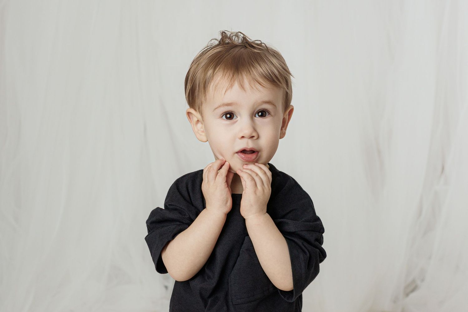 Newborn, baby, cake smash, children and family photographer in Ayr, Ayrshire – Amy Gray Photography.