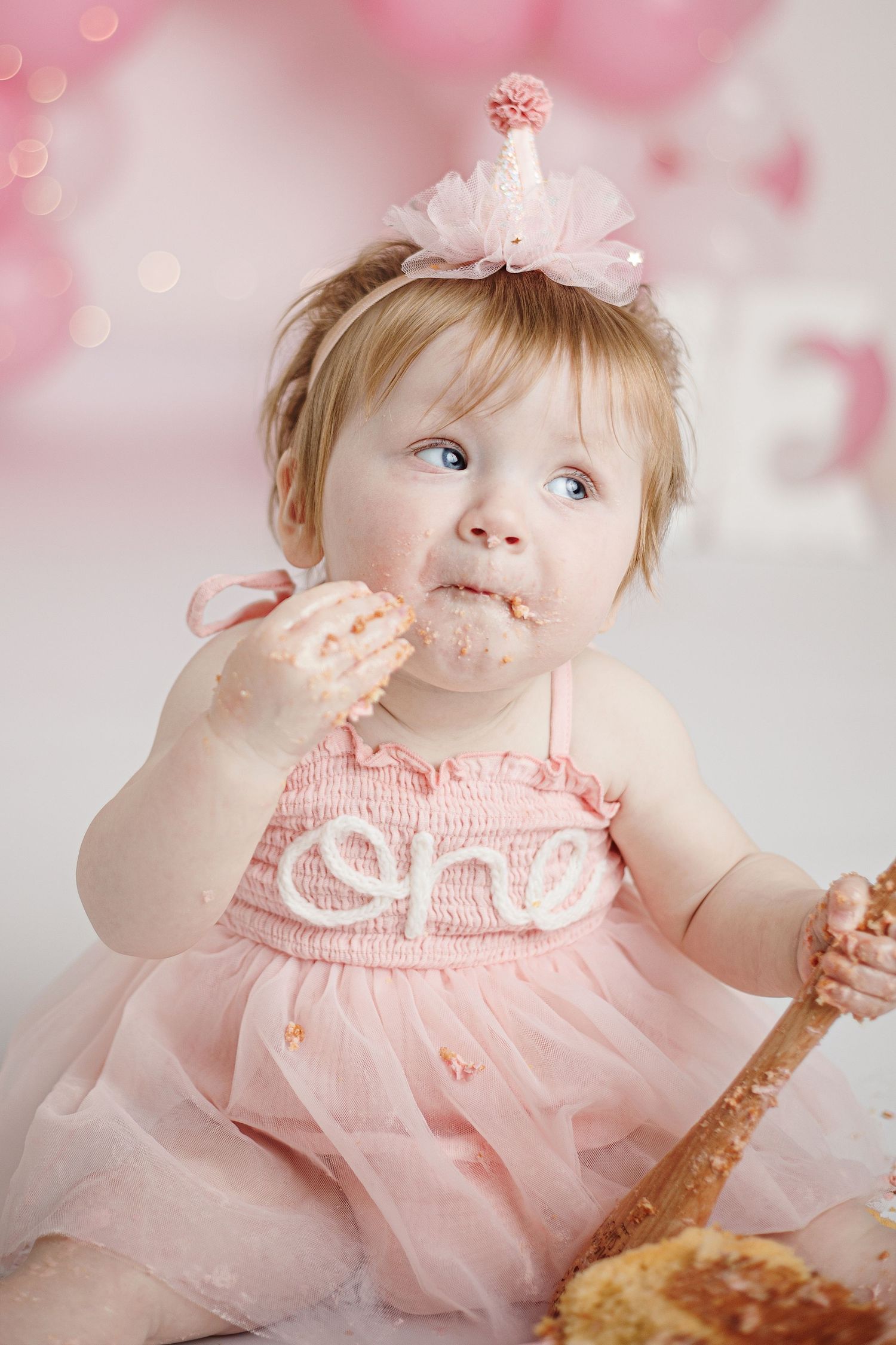 Newborn, baby, cake smash, children and family photographer in Ayr, Ayrshire – Amy Gray Photography.