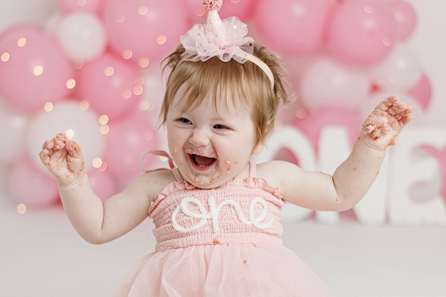 Newborn, baby, cake smash, children and family photographer in Ayr, Ayrshire – Amy Gray Photography.