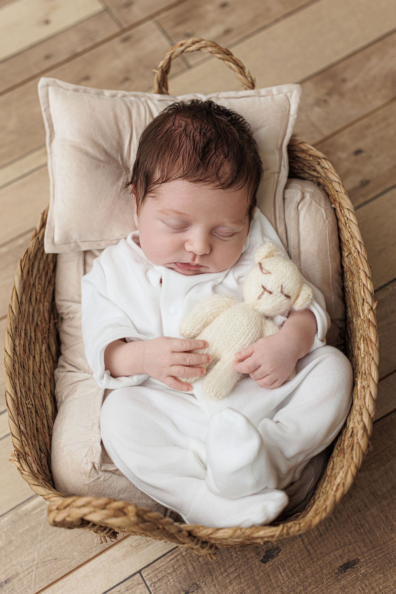 Newborn, baby, cake smash, children and family photographer in Ayr, Ayrshire – Amy Gray Photography.