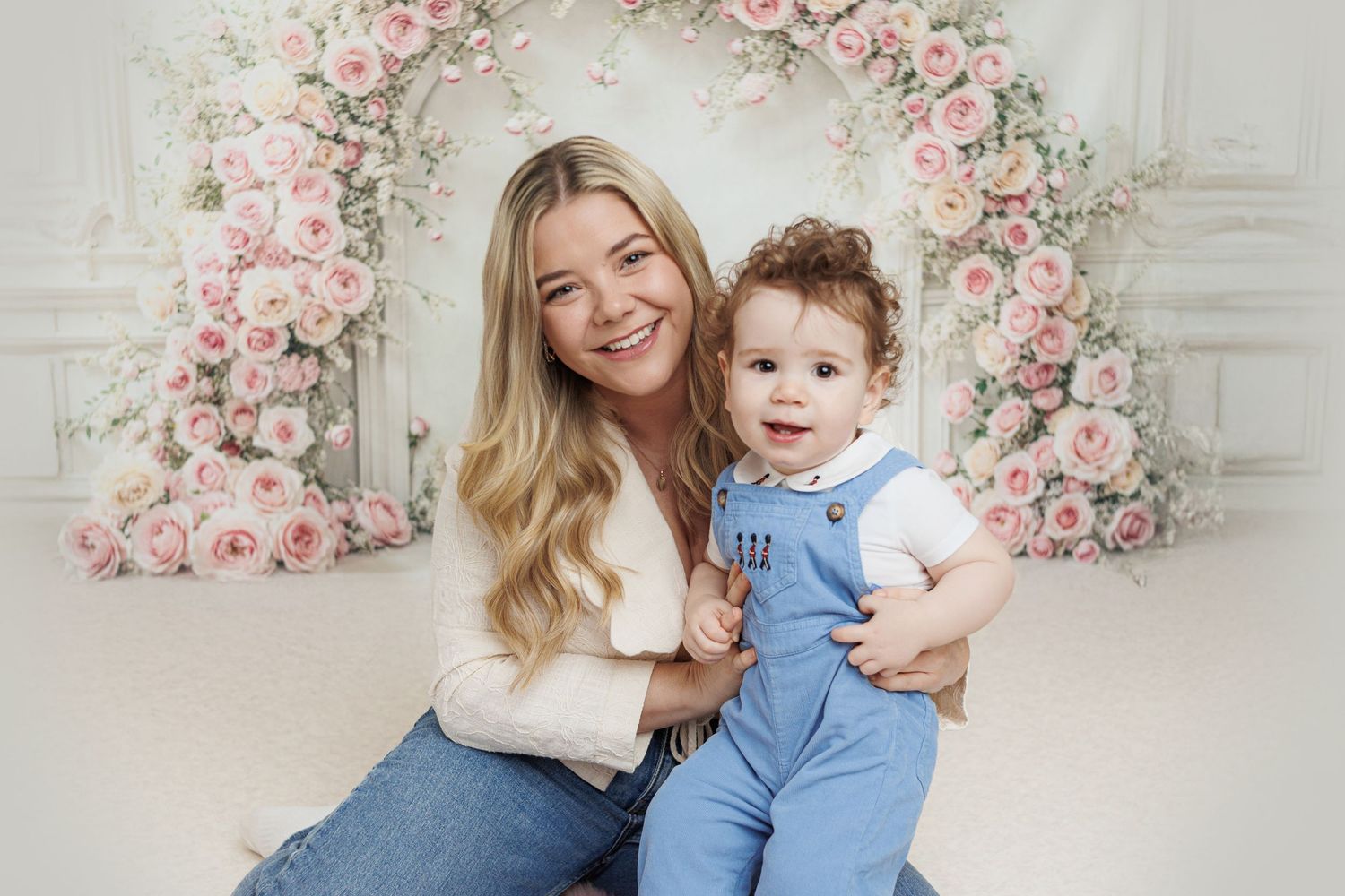 Newborn, baby, cake smash, children and family photographer in Ayr, Ayrshire – Amy Gray Photography.