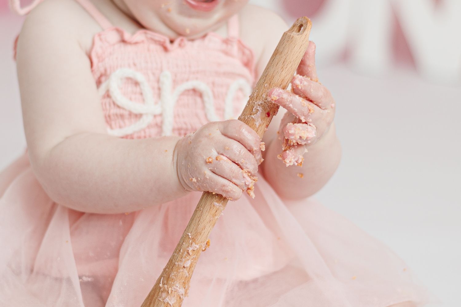 Newborn, baby, cake smash, children and family photographer in Ayr, Ayrshire – Amy Gray Photography.