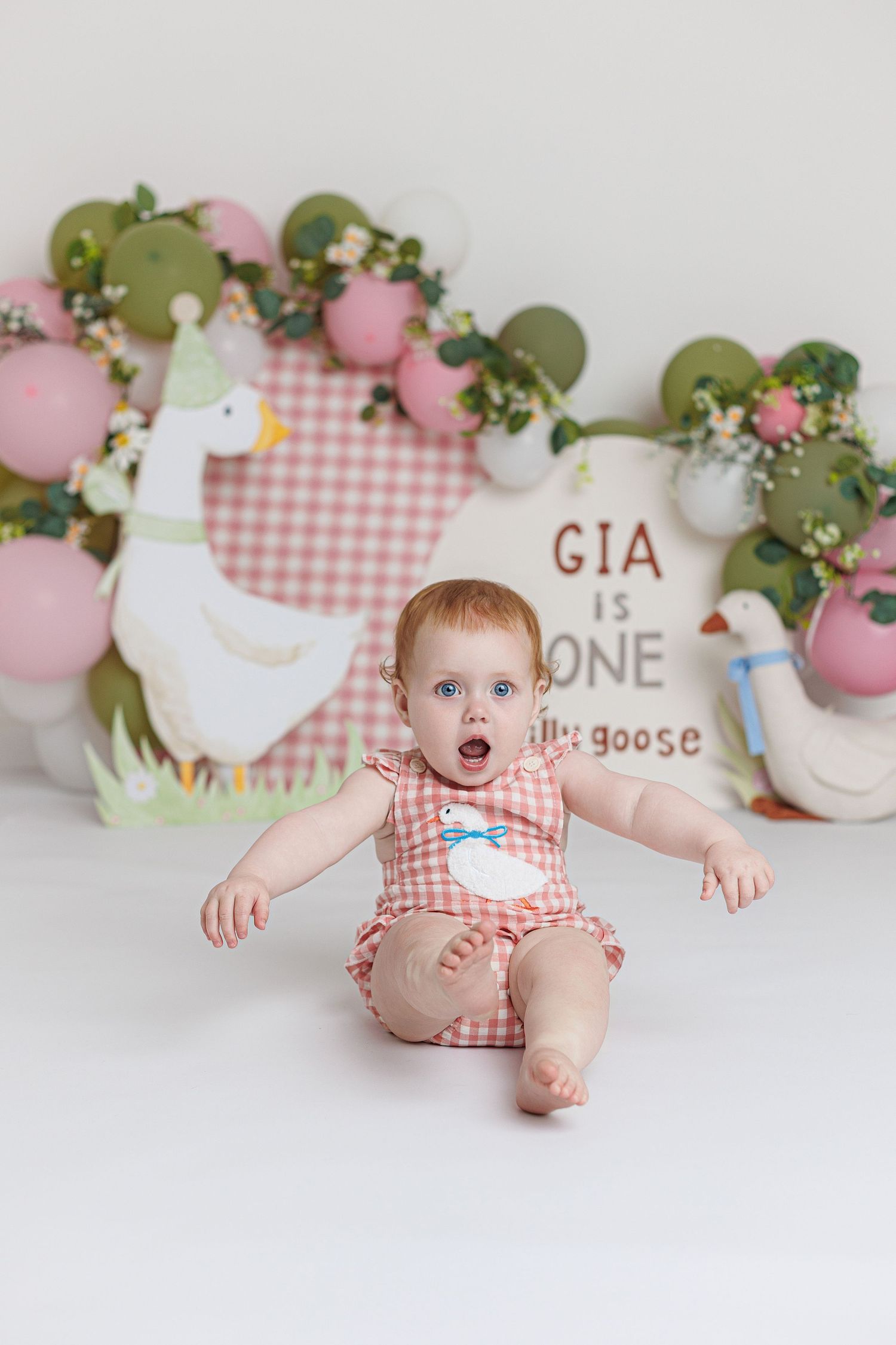 Newborn, baby, cake smash, children and family photographer in Ayr, Ayrshire – Amy Gray Photography.