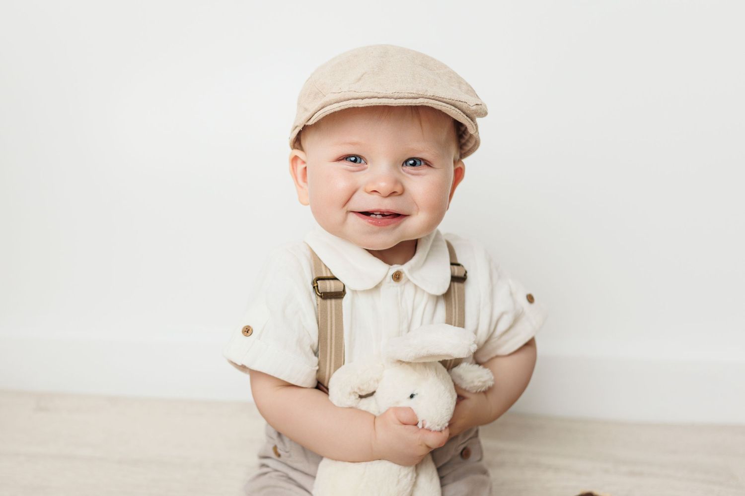 Newborn, baby, cake smash, children and family photographer in Ayr, Ayrshire – Amy Gray Photography.