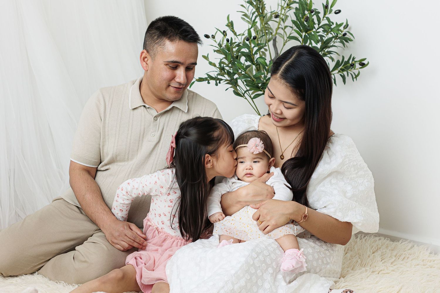 Newborn, baby, cake smash, children and family photographer in Ayr, Ayrshire – Amy Gray Photography.