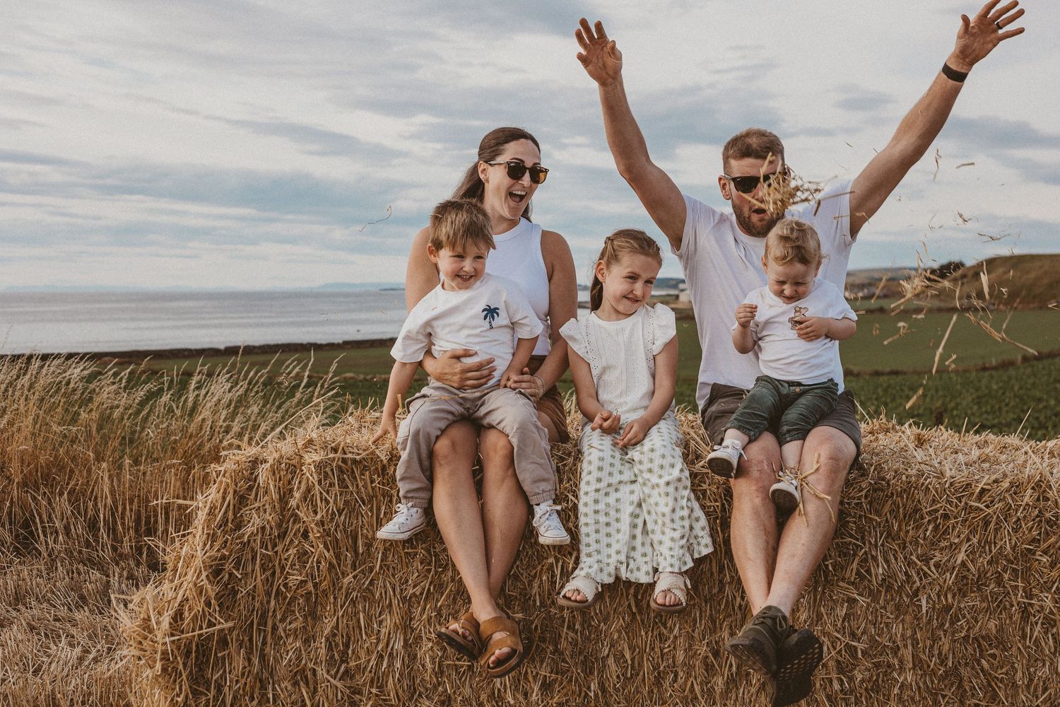 Newborn, baby, cake smash, children and family photographer in Ayr, Ayrshire – Amy Gray Photography.