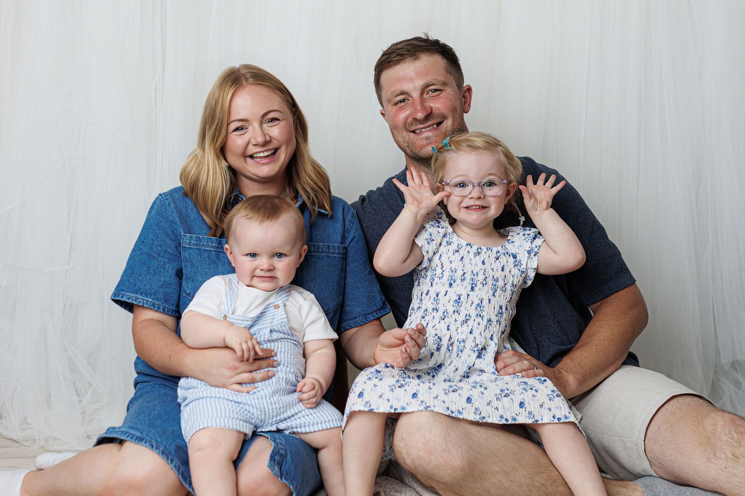 Newborn, baby, cake smash, children and family photographer in Ayr, Ayrshire – Amy Gray Photography.