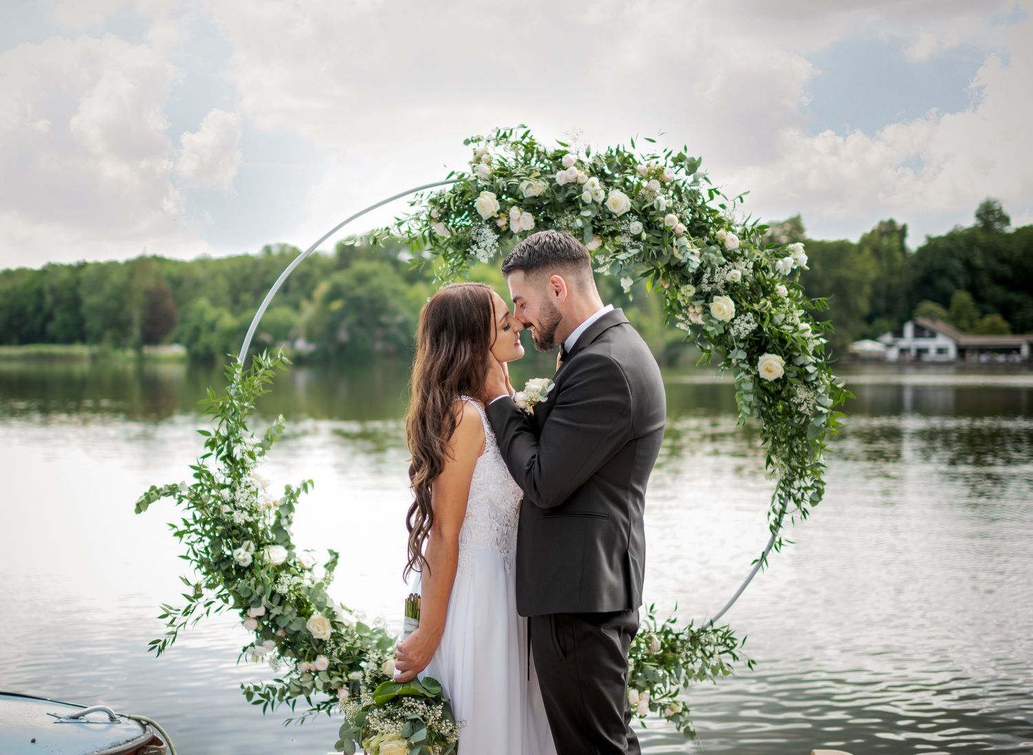 Emotionale Hochzeitsfotografie in Ulm, Neu-Ulm und Umgebung. Hochzeiten, Verlobungsshootings und Love Stories von Polly Foto
