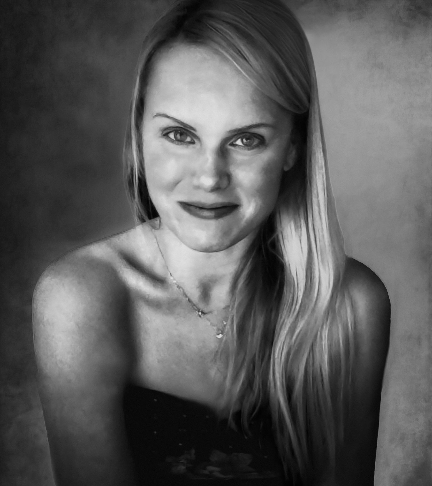 Juliet Elizabeth is a portrait photographer based in Georgetown, SC. She specializes in one-on-one portraits for woman and girls of all ages