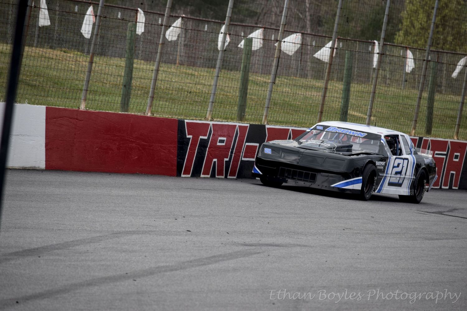 KF Media General Admission Tri-County Speedway Ethan Boyles Photography