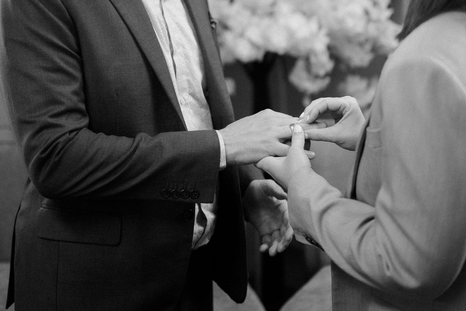 Wedding exchange rings, wedding photos city photos on in Edinburgh Scotland