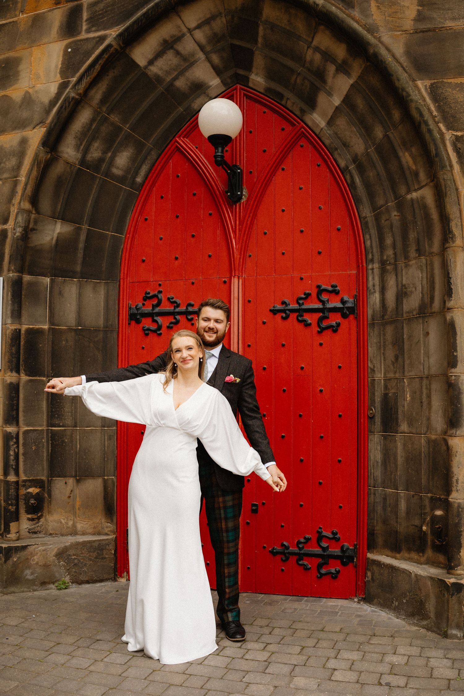 Red door, Wedding photos around Edinburgh Scotland