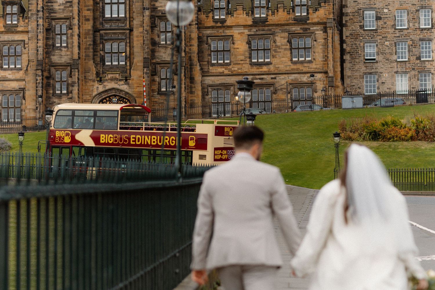 Edinburgh Elopement wedding photos