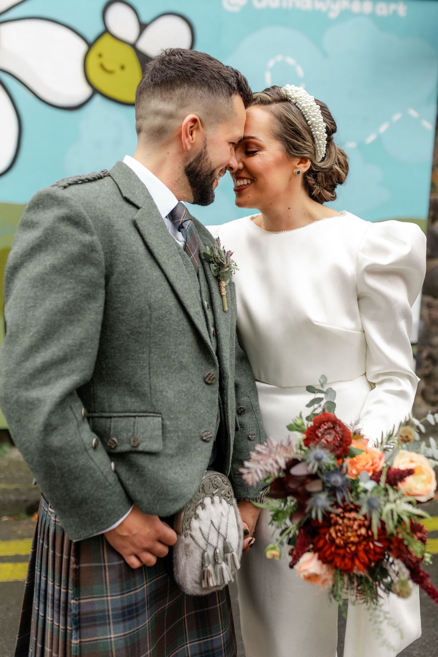 romantic couple wedding photos