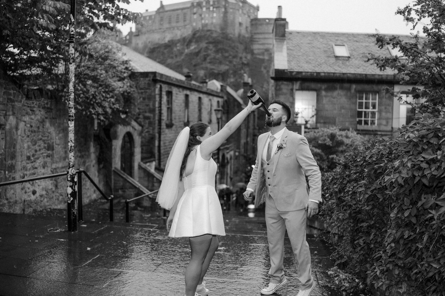 Edinburgh Elopement Romantic Couple