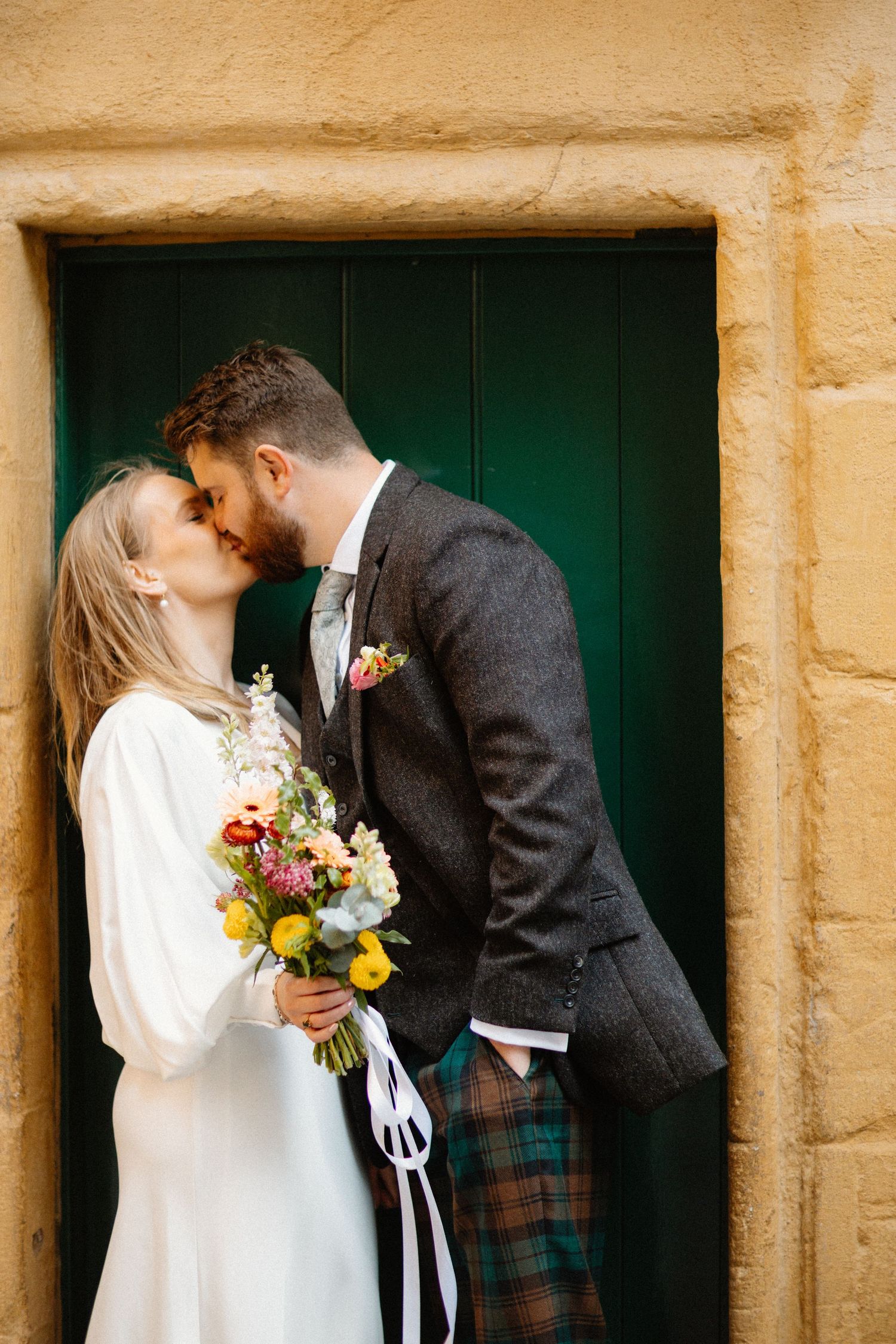 green door, Wedding photos around Edinburgh Scotland