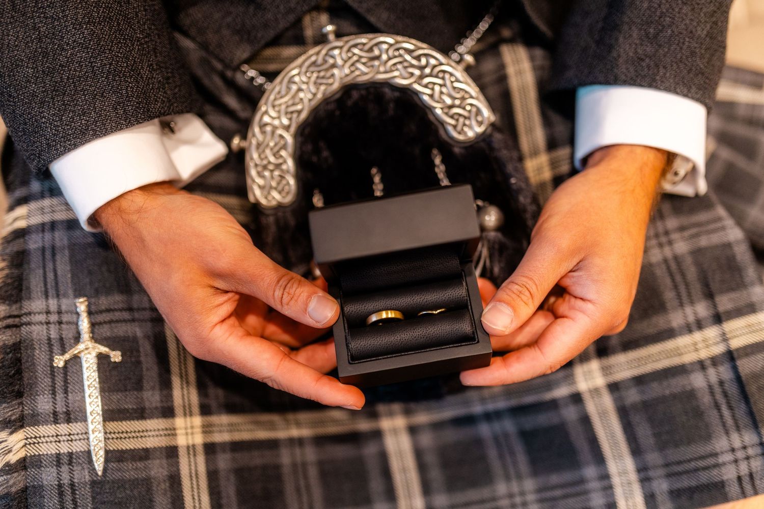 Wedding rings, e City Chambers wedding in Edinburgh, Scotland,