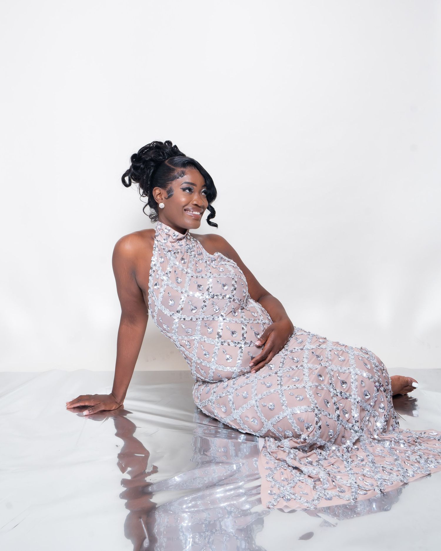 Photographer with studio In Queens new york close to 10 mins from Richmond hill, 10 mins from Jamaica queens, 15 mins from Flushing new york