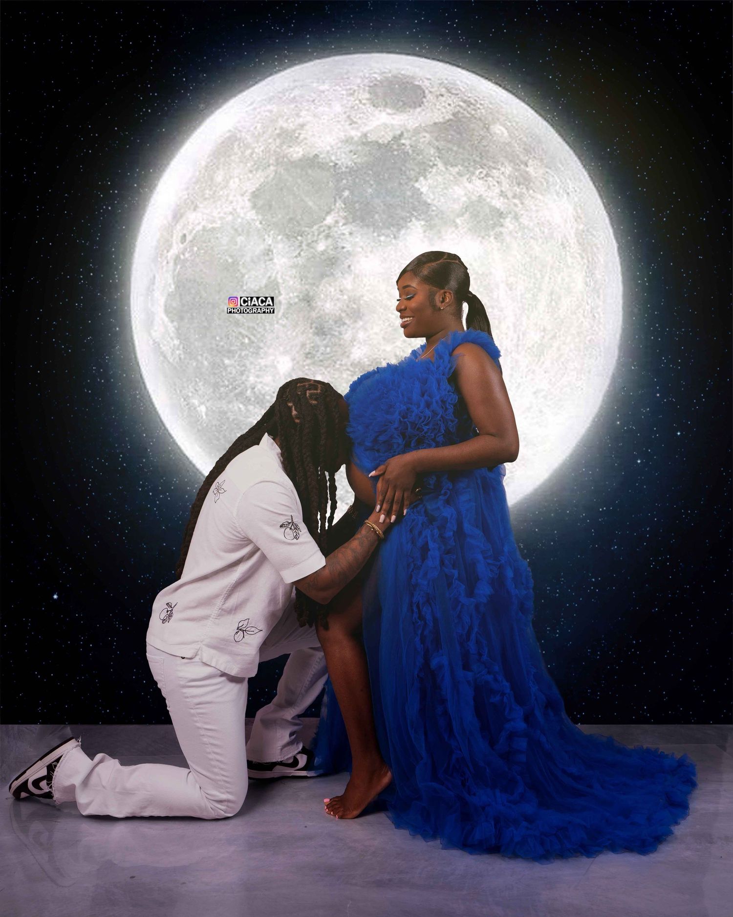 Photographer with studio In Queens new york close to 10 mins from Richmond hill, 10 mins from Jamaica queens, 15 mins from Flushing new york