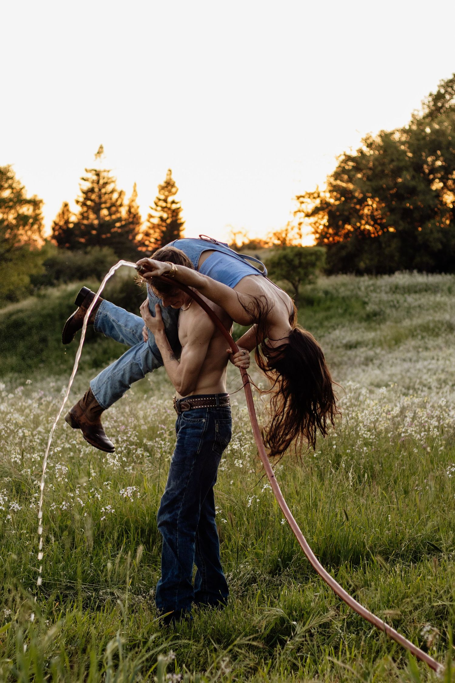 fun dreamy couples photoshoot