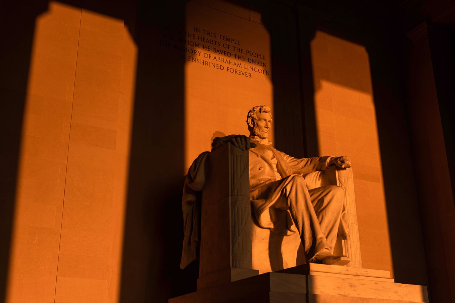 Rene Olivas Photography Lincoln Memorial in Equinox Light II