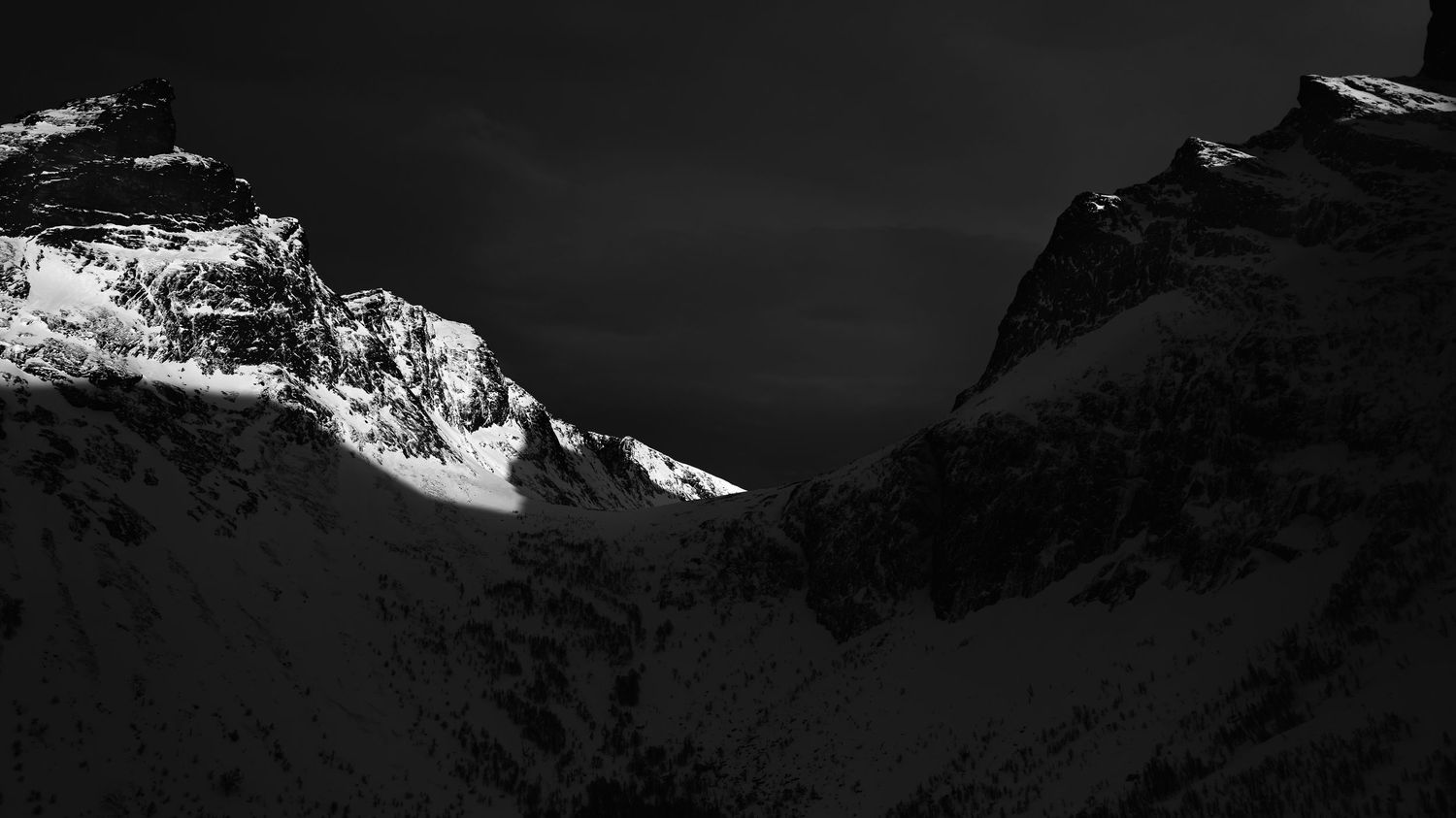 Rene Olivas Photography Norway Peaks by Drone