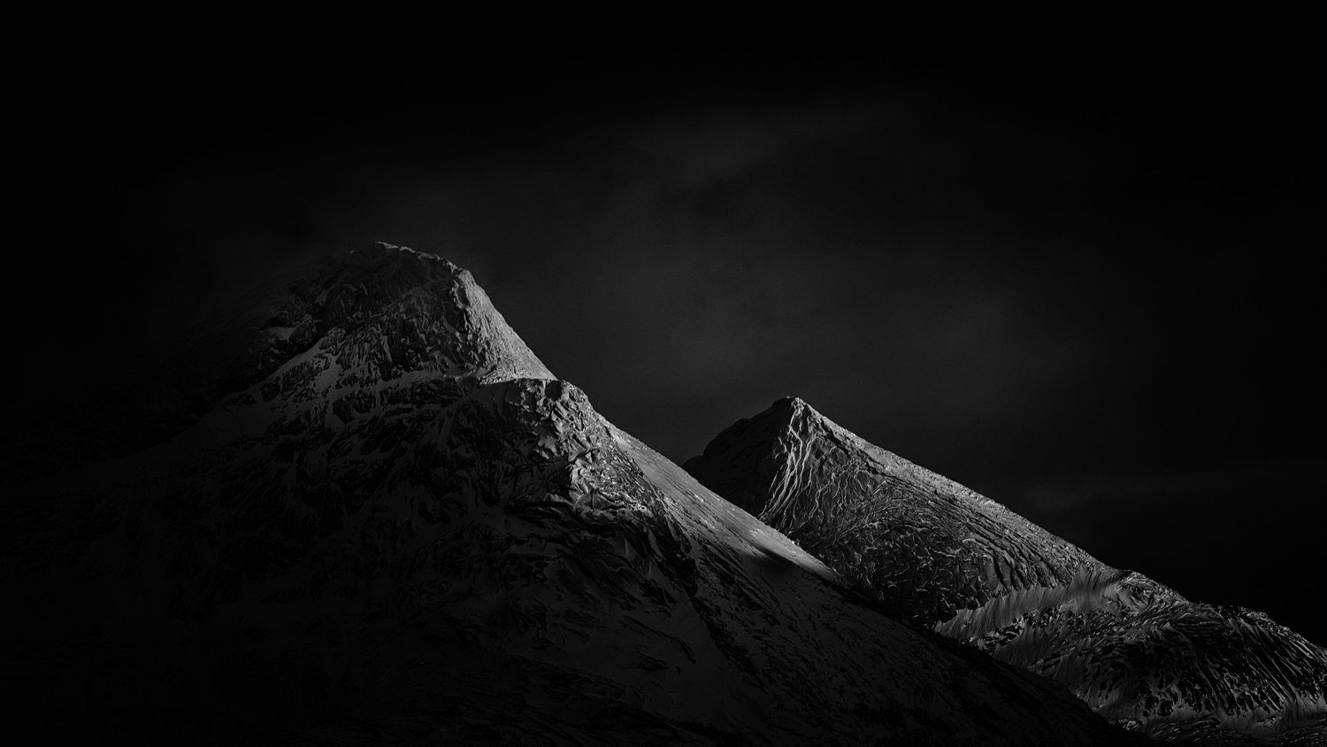 Rene Olivas Photography Dramatic Light Over Norwegian Mountains