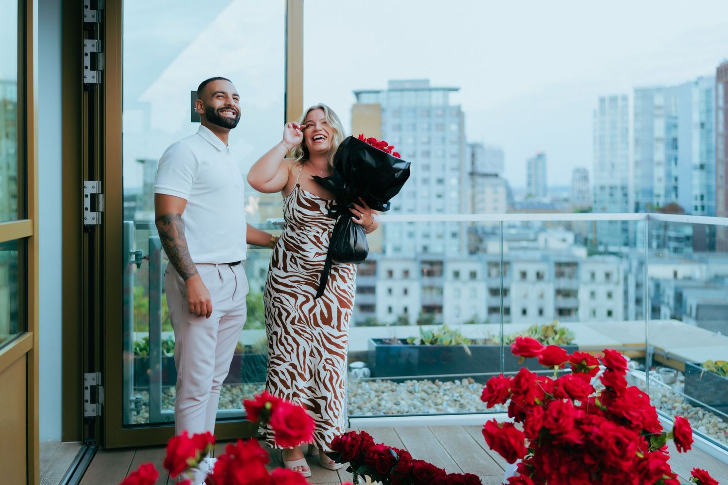 proposal photographs of Newlyweds in United Kingdom

London wedding photographer
London wedding videographer
UK wedding photograph