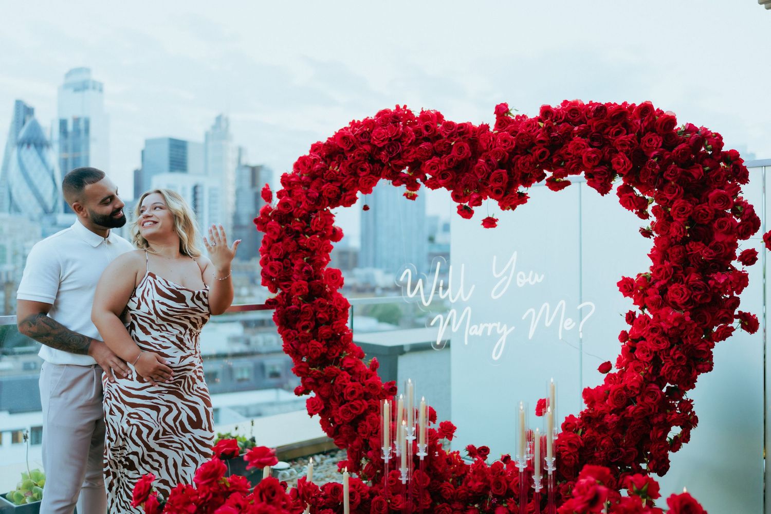 proposal photographs of Newlyweds in United Kingdom

London wedding photographer
London wedding videographer
UK wedding photograph