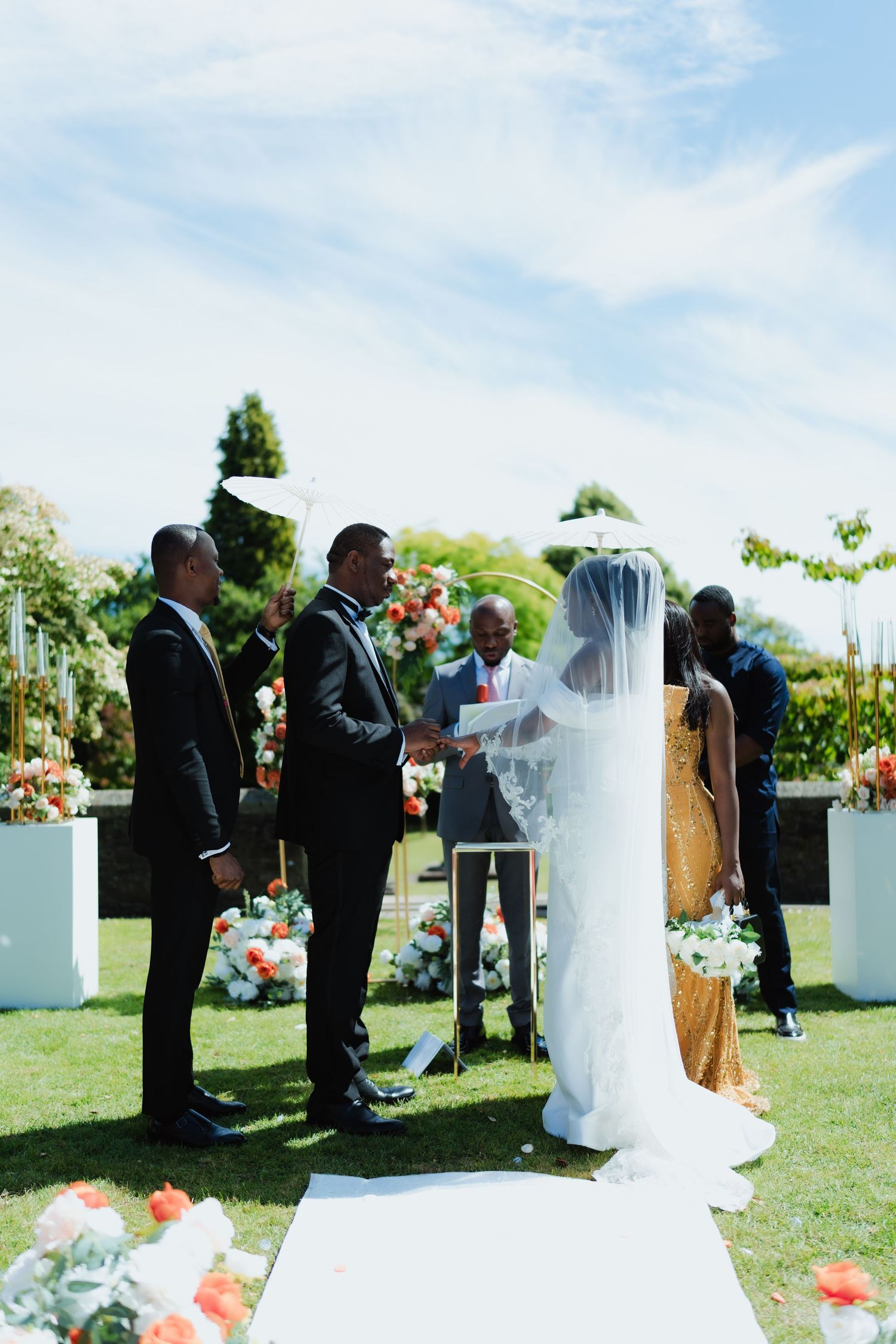 Olavisuals wedding vows of Newlyweds in United Kingdom

London wedding photographer
London wedding videographer
UK wedding photograph