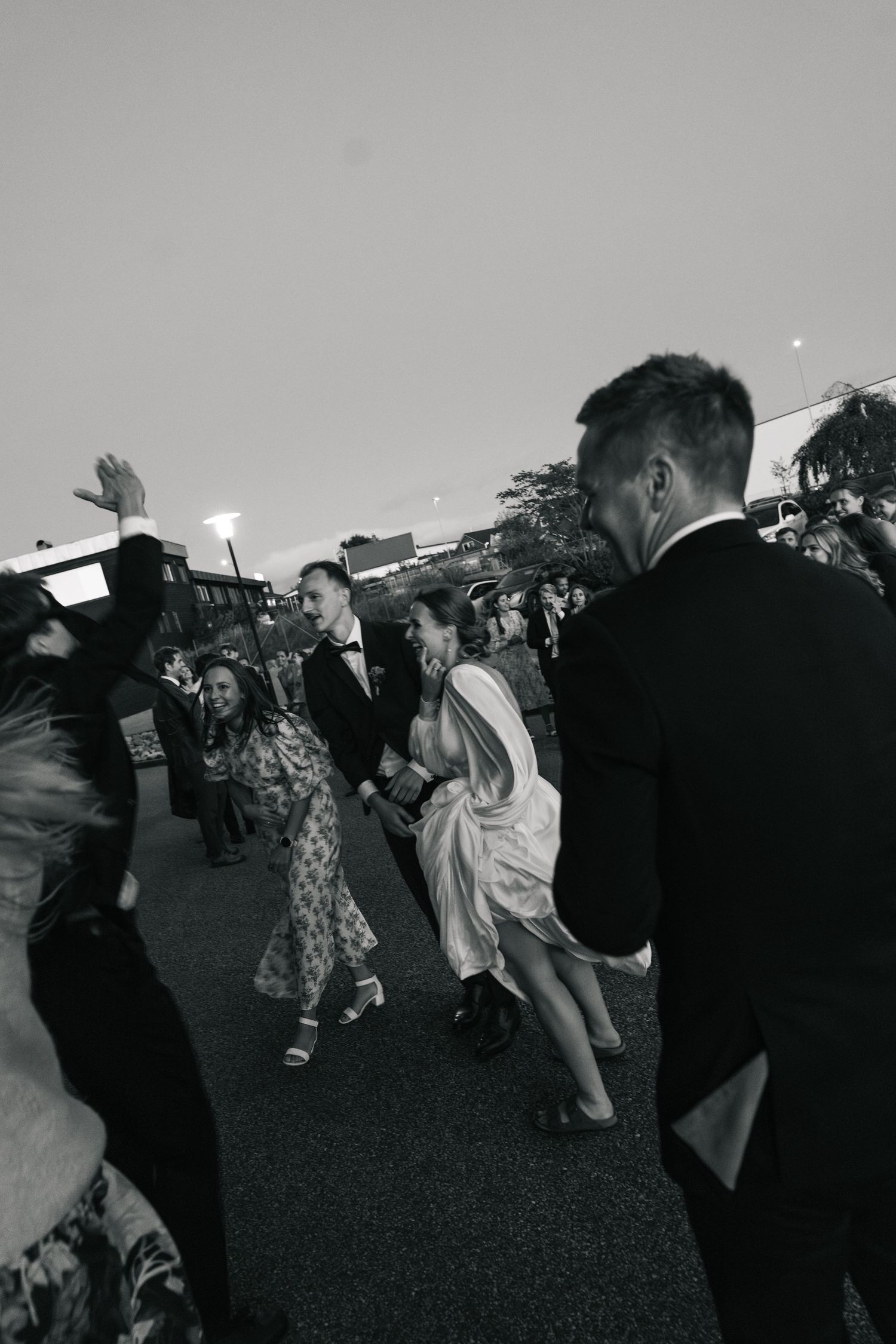bryllupsfoto dansegulv editorial bilder fotograf blurry documentary fotograf dokumentarisk stil