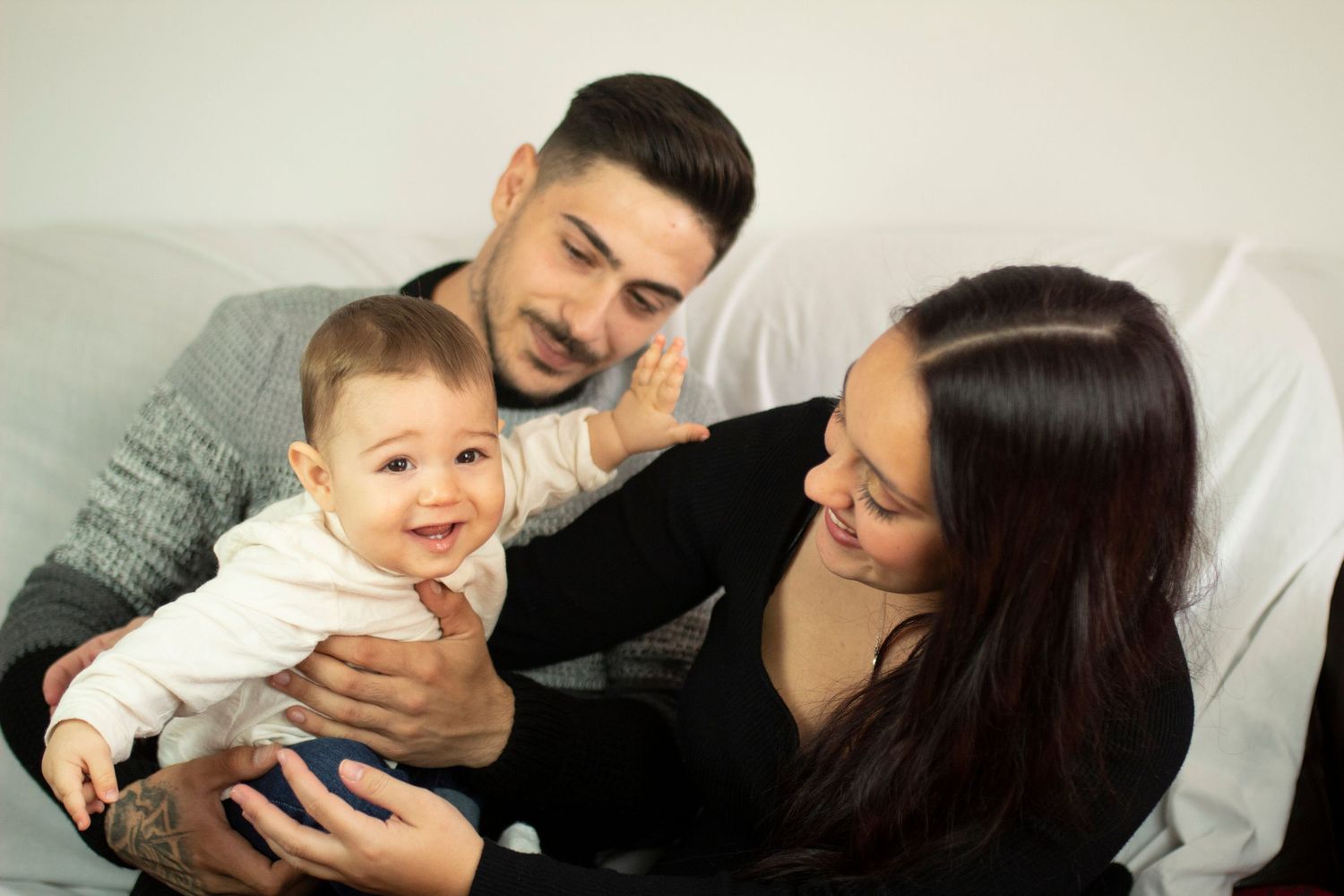 Family photoshoot in Wallis focused on real moments