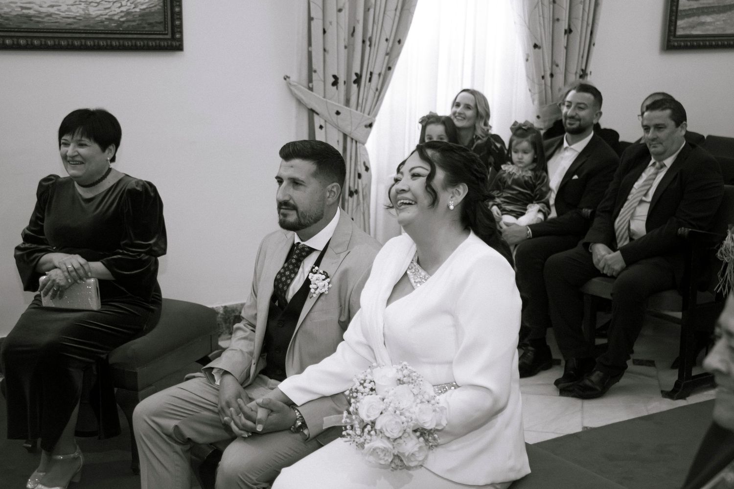 Intimate wedding photography in the Swiss Alps