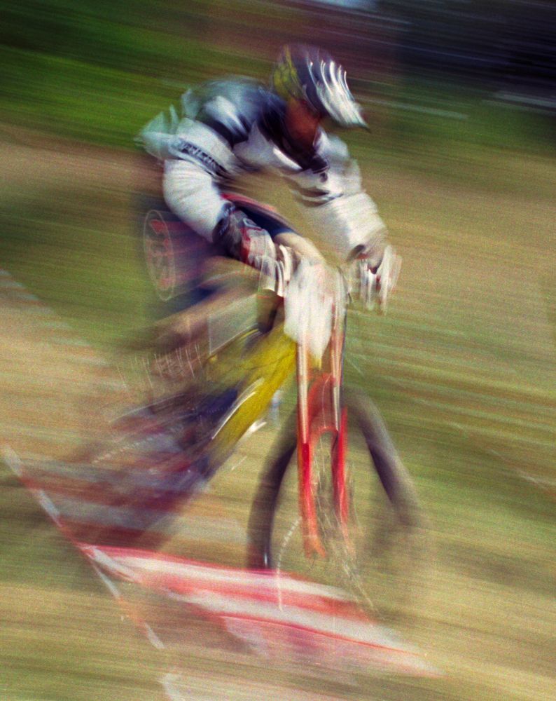 Downhill mountain bike race